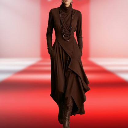 HYVALO | Skulpterad, elegant draperad klänning